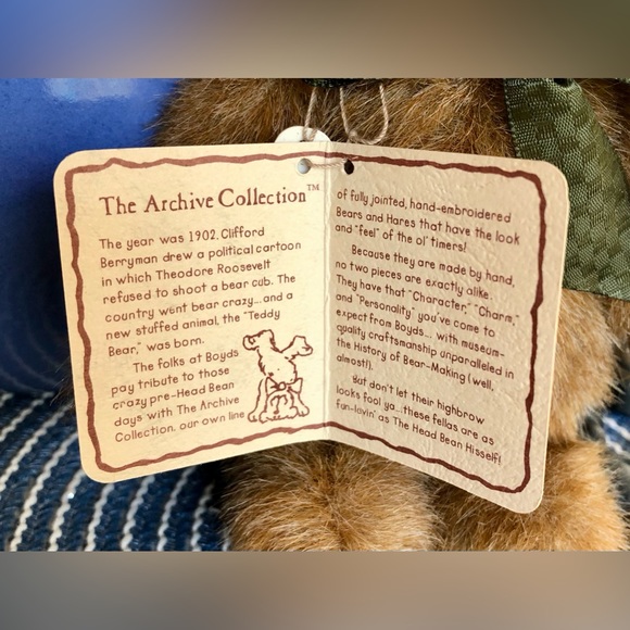 Gen-yoo-wine BOYDS Bears “Webster T. Bearsworth” - Picture 2 of 8